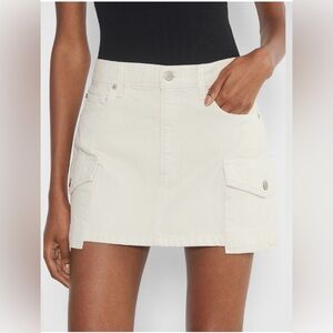 Aritzia Denim Forum Vintage White The 90s Cargo Mini Denim Skirt Size 28